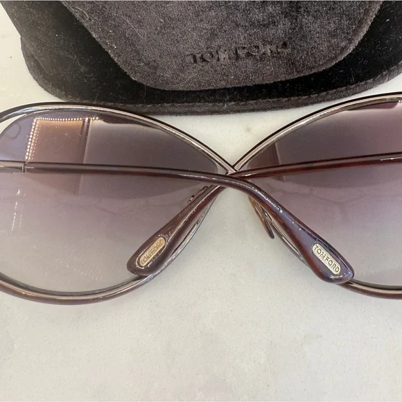Tom Ford Miranda Sunglasses with case - Picture 3 of 5